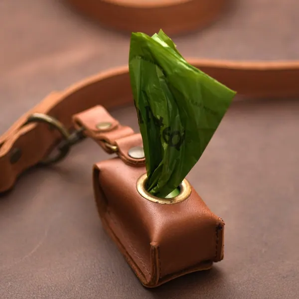 Dyspenser na woreczki na psie odchody