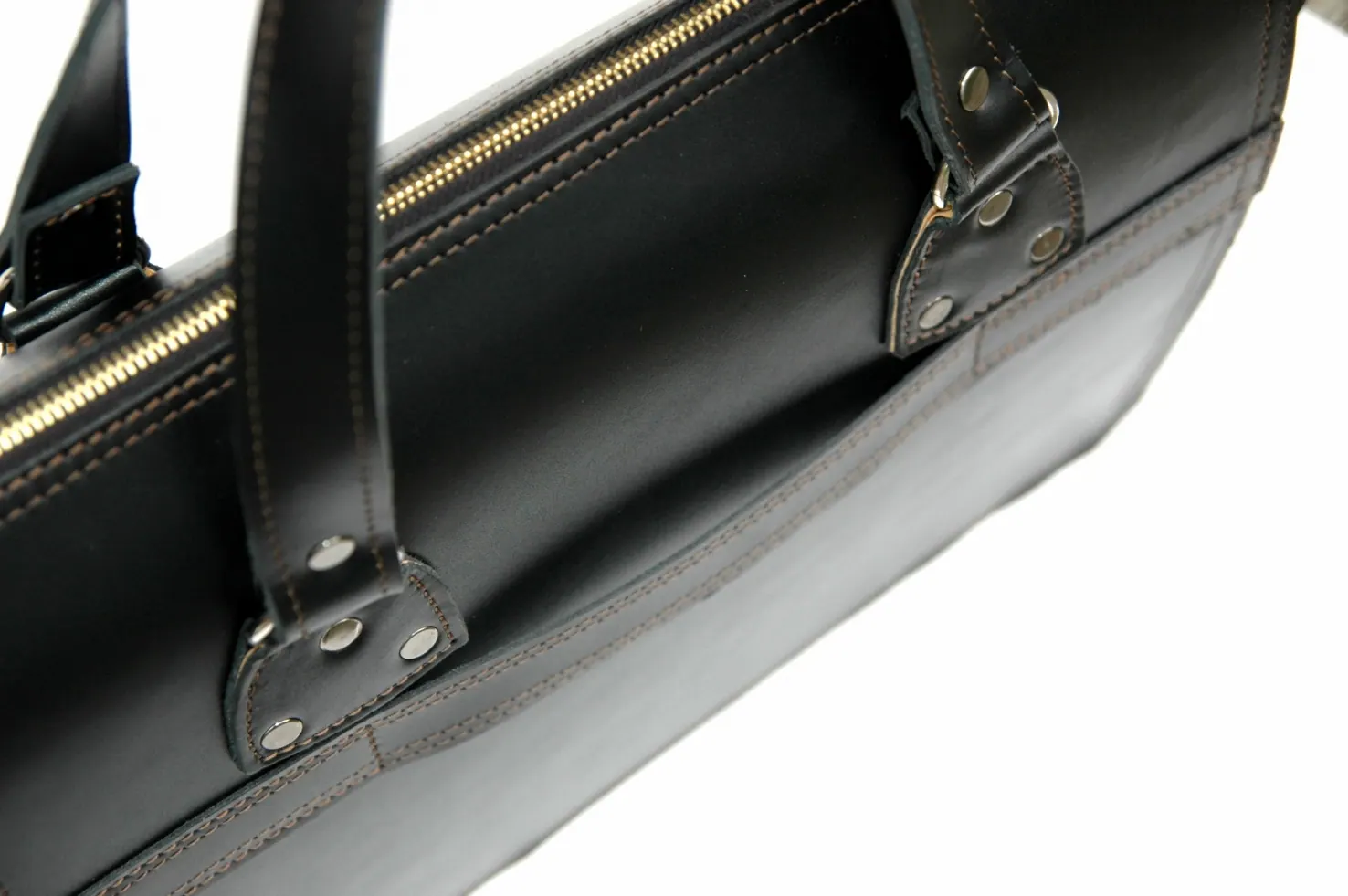 Uchwyt walizkowy BarellyBags — fotografia z galerii modelu
